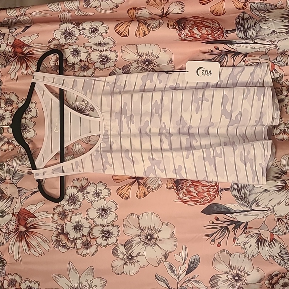 ZYIA size XXXL White/Grey see through < kind of > stripe workout tank